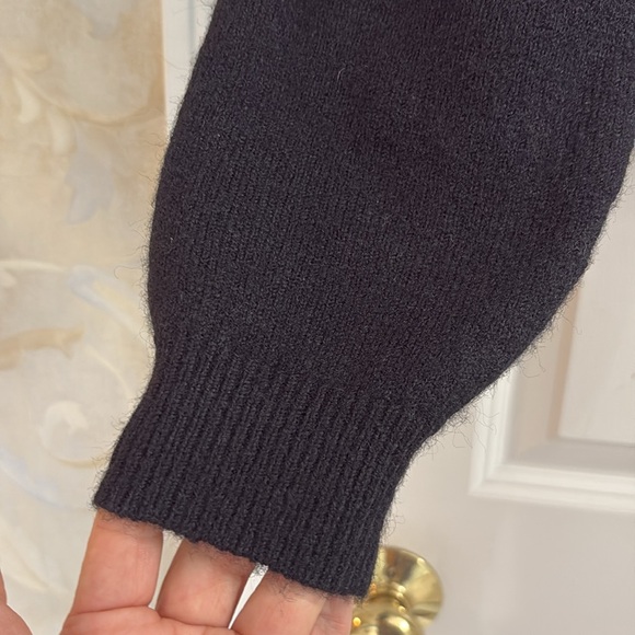 Ann Taylor Festive Holiday Cardigan Sweater with Rhinestone Bow Buttons. NWT - Picture 5 of 10